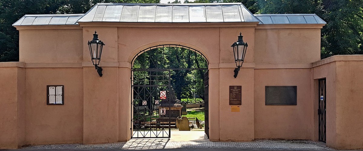 Malostranský hřbitov