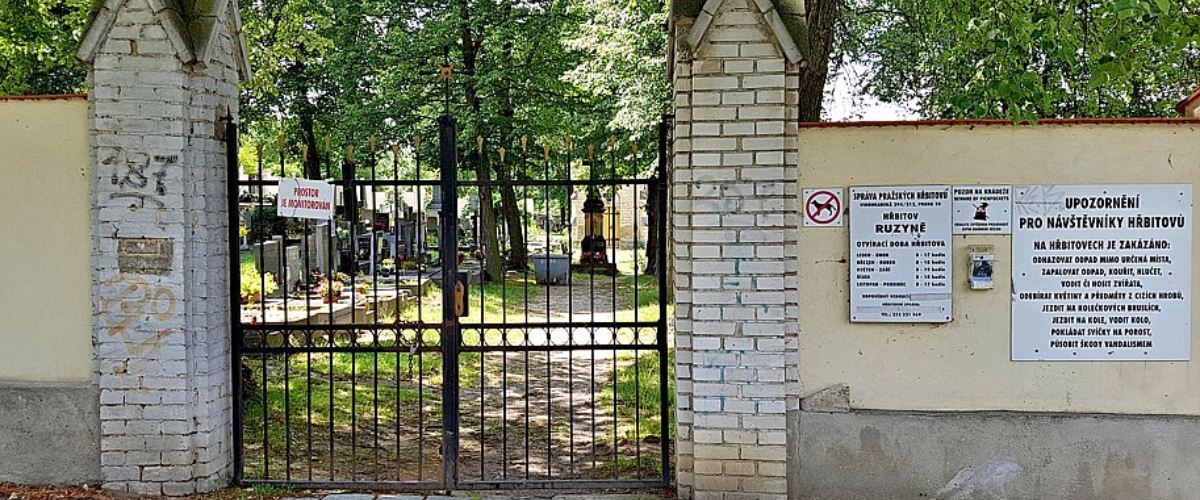 Ruzyňský hřbitov